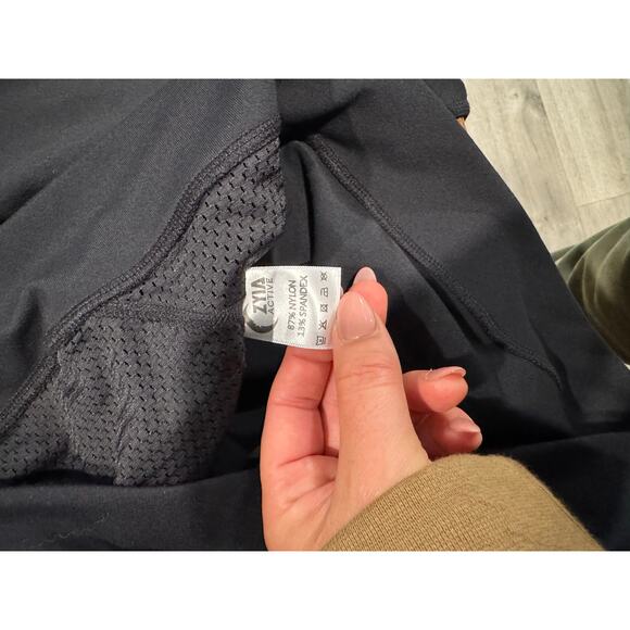 Zyia Active Black Jacket with Gold Accents
 Size Large - Picture 12 of 13